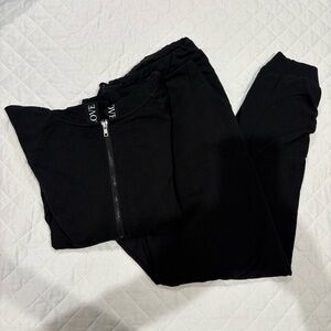 New York & Company Black hooded jacket with Joggers, women’s Size Medium